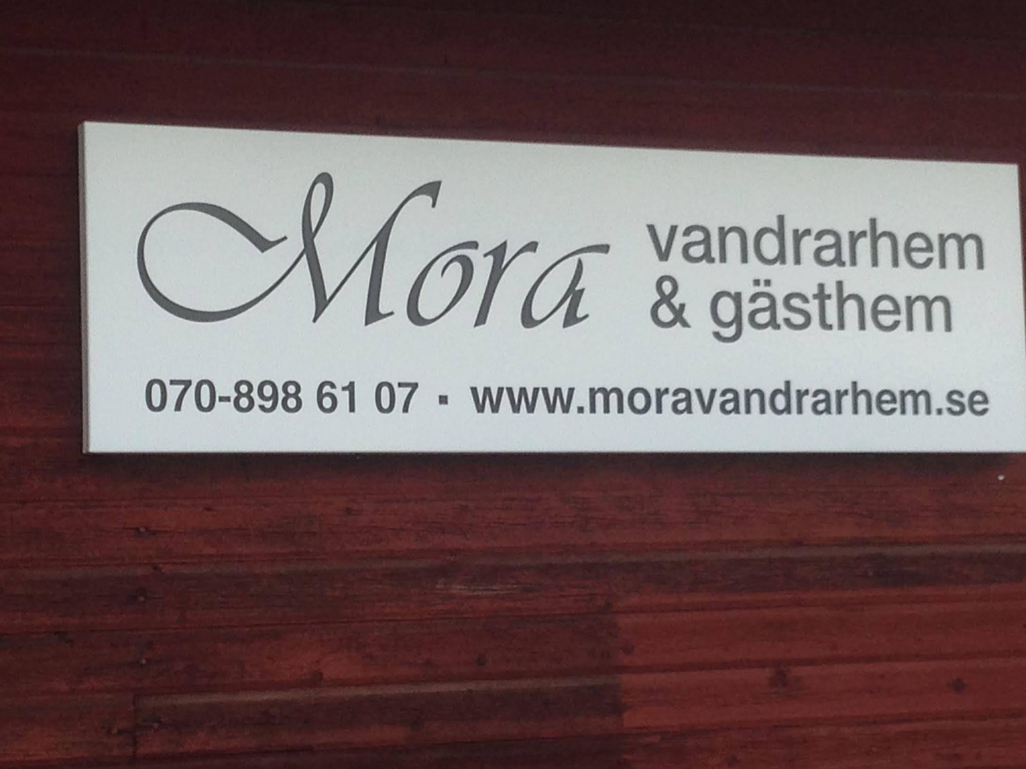 Mora Vandrarhem Och Gaesthem Vinas Экстерьер фото